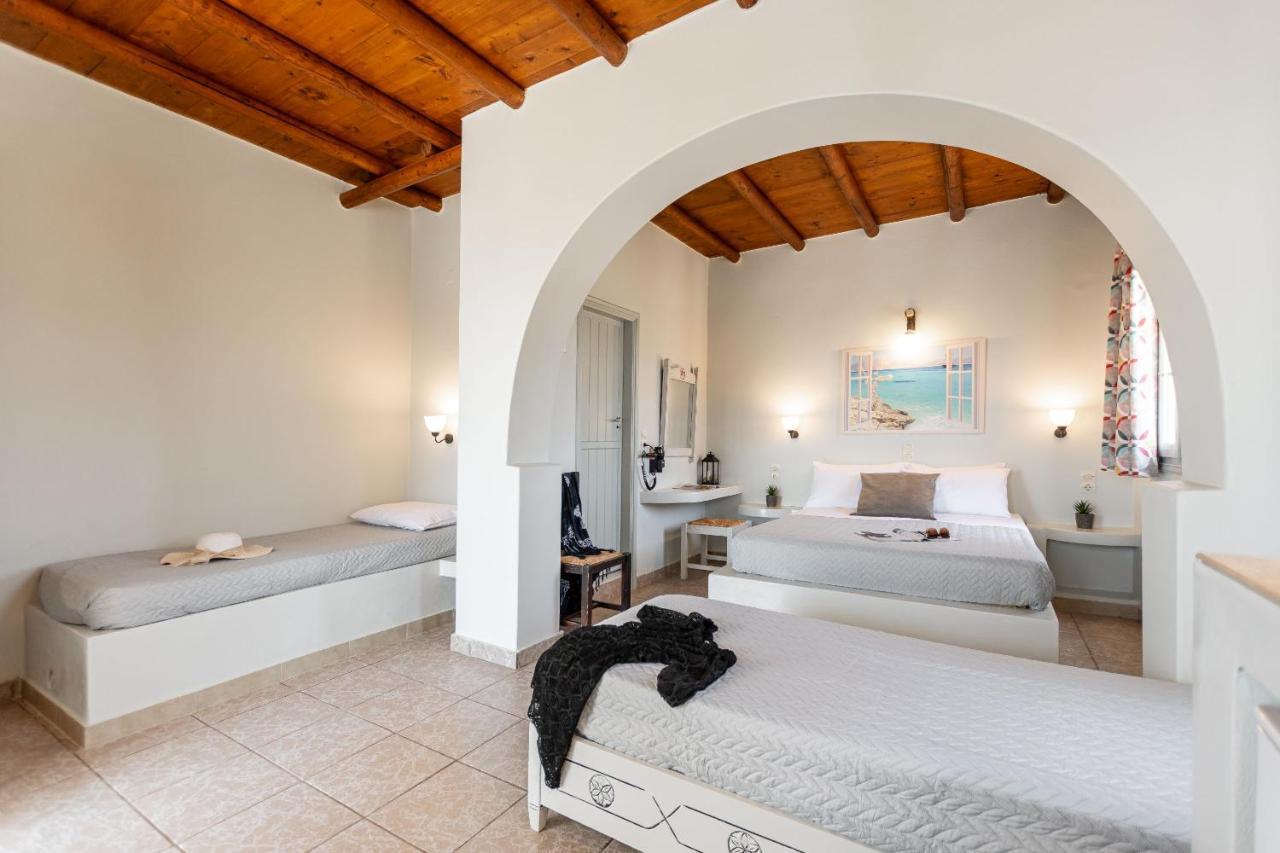 Michalios Luxury Apartments Koufonisia Exterior foto